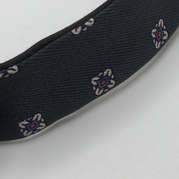 Jos. A. Bank Flower Neck Bend. VTG Rare Find All silk - Picture 2 of 6